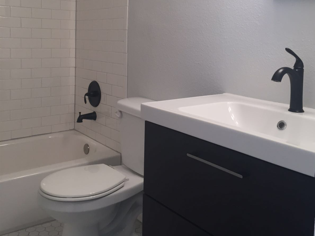Dallas/Ft. Worth Best Remodeling | Modern Bathroom | Serving North Texas and Surrounding Cities